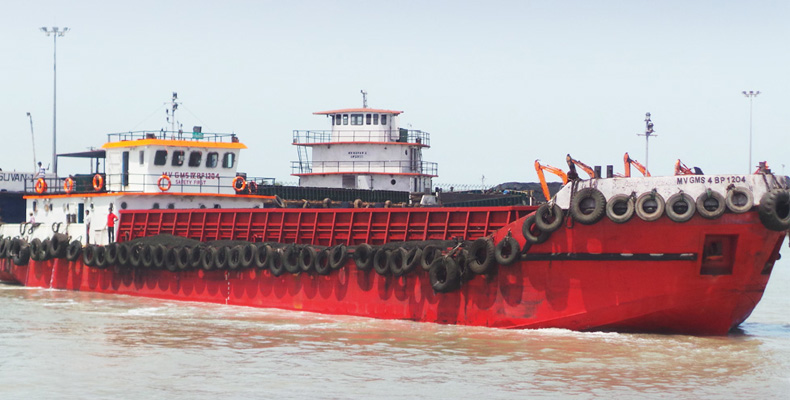 Nawaz Shipping Barge Service at Jamnagar