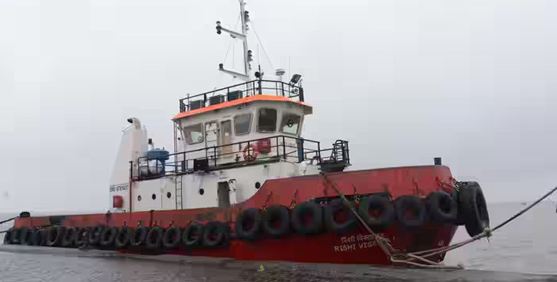 Nawaz Shipping Rishi Vistara - 1 Tug  at Jamnagar